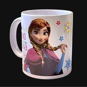 Disney FROZEN Anna, Elsa and Olaf Coffee Tea or Cocoa Mug 11 oz.